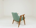 Fauteuil lounge vintage en chêne, revêtement en laine vert thé
