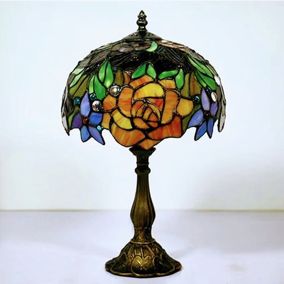 Image 1 of Lampara Tiffany de sobremesa