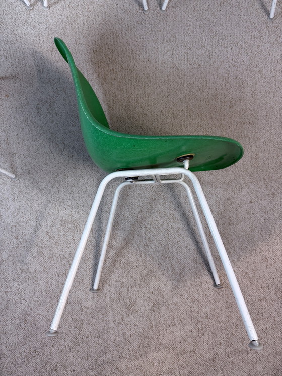 Image 1 of 5 Herman Miller chairs