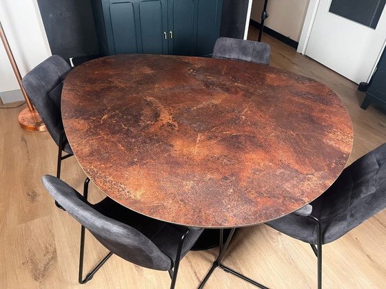 Image 1 of Tavolo da pranzo Movani Piedra 130x150 con 4 sedie