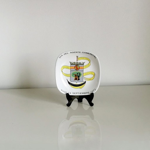 COMMEMORATIVE PORCELAIN TRAY OR PLATE - 1973