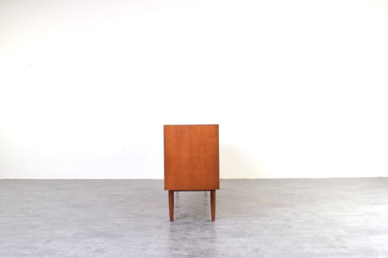 Image 1 of Buffet scandinave en teck du milieu du siècle par Nils Jonsson pour P.S. Heggen, années 1960.
