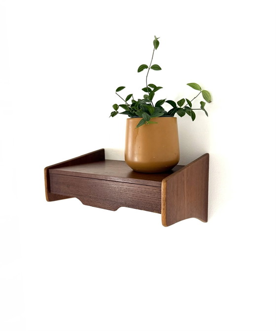 Image 1 of Vintage teakhouten Deense wandconsole ‘60