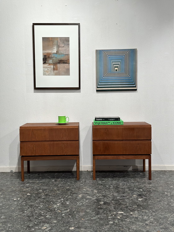 Image 1 of Ensemble de tables de nuit en teck scandinave