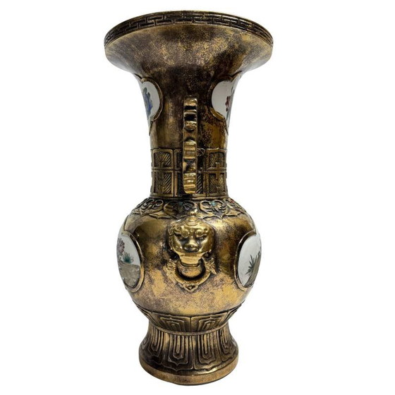 Ensemble de Vases Chinois – Métal avec Panneaux de Porcelaine – Lot 469 – Metal (photo 8 of 10)