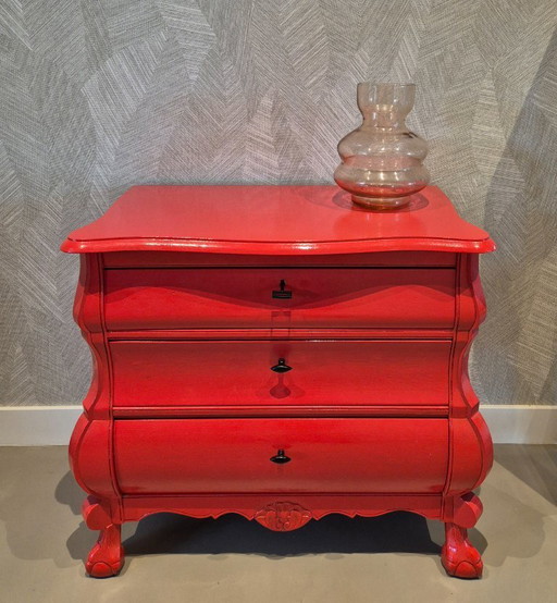 Belly cabinet vintage high gloss red in good condition