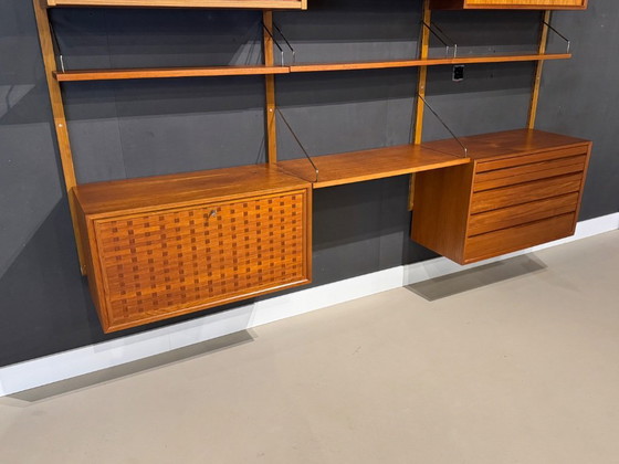 Image 1 of Wall System | Royal System | Poul Cadovius | Teak