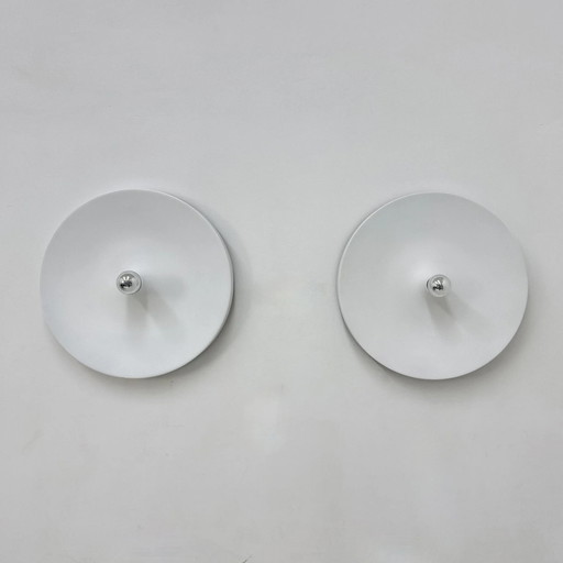 Paire d'appliques murales disque attribuées à Charlotte Perriand pour Les Arcs, années 1970