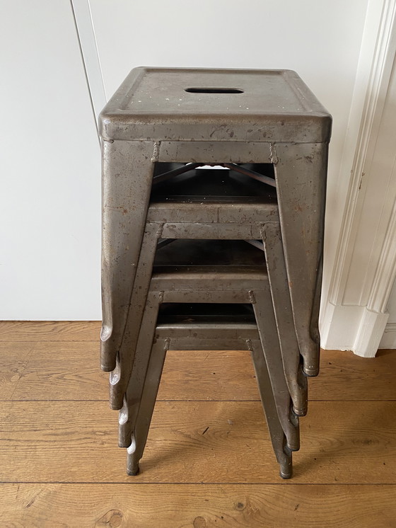 Image 1 of Tabourets Tolix vintage d'origine