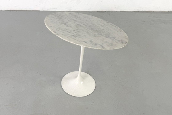 Side Table/Gueridon Tulip by Eero Saarinen for Knoll International - 1960s – Aluminium (photo 8 of 11)