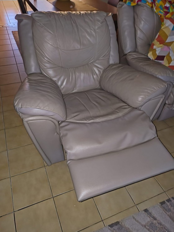 Image 1 of Leather living room set - 3-seater and 2 armchairs with reclining function