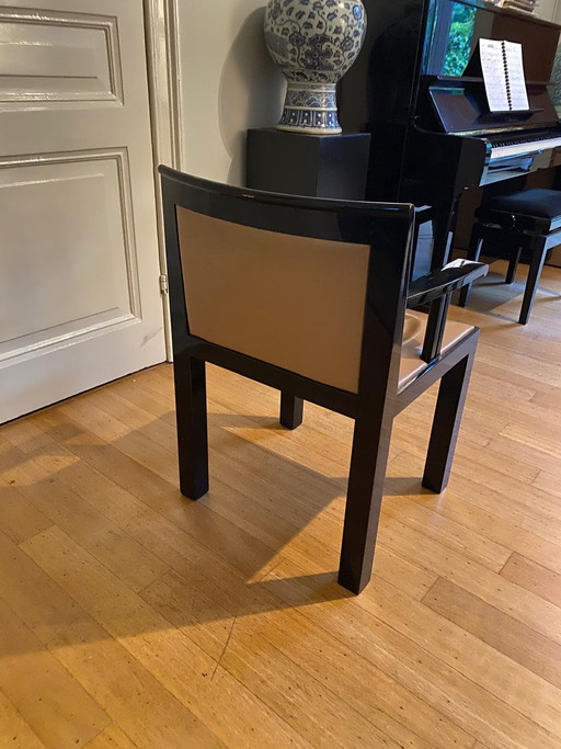 Sedie da pranzo e4 in legno laccato nero, design Herman Zeekaf