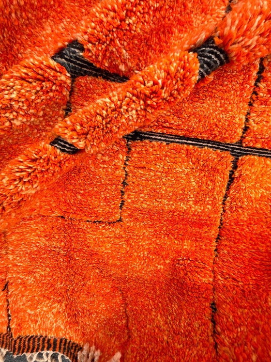 Image 1 of Orange Moroccan wool rug 260x350 cm