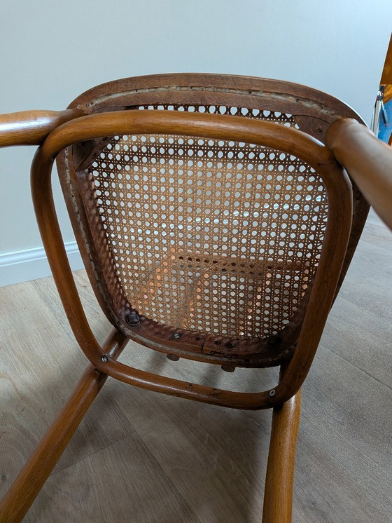 Image 1 of Originele Thonet 56 gebogen houten stoel – Vintage designklassieker