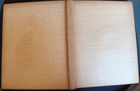 Image 1 of « Moscou » par Henri Cartier-Bresson, 1955