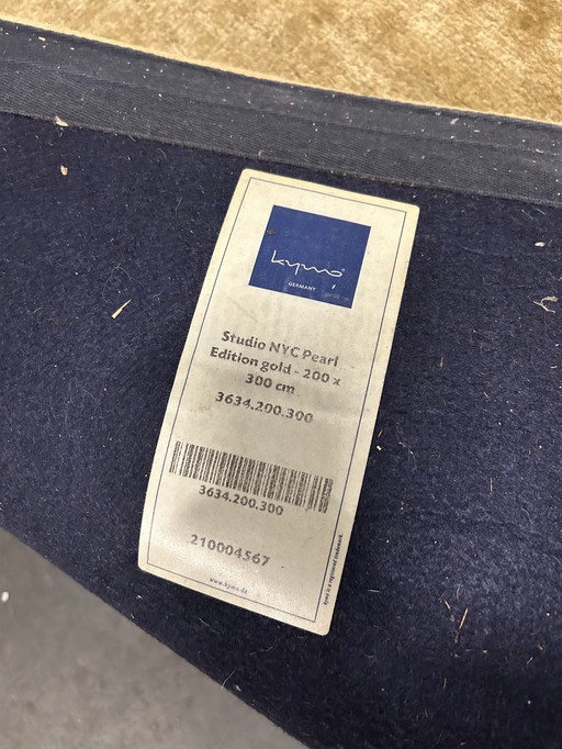 Kymo goudkleurig kleed