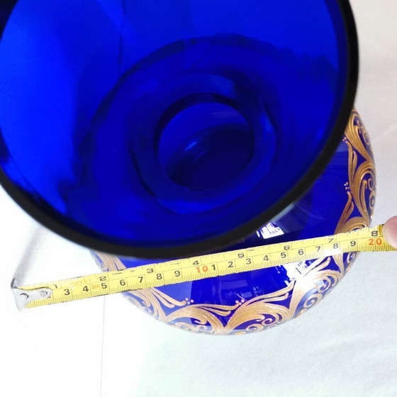 Image 1 of VAS DE CRISTAL AZUL COBALTO DE BOHEMIA Y CUADRO DORADO