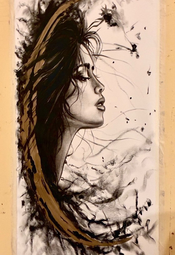 Beauty in Gold – Paintings & Drawings, Canvas (photo 9 of 12)