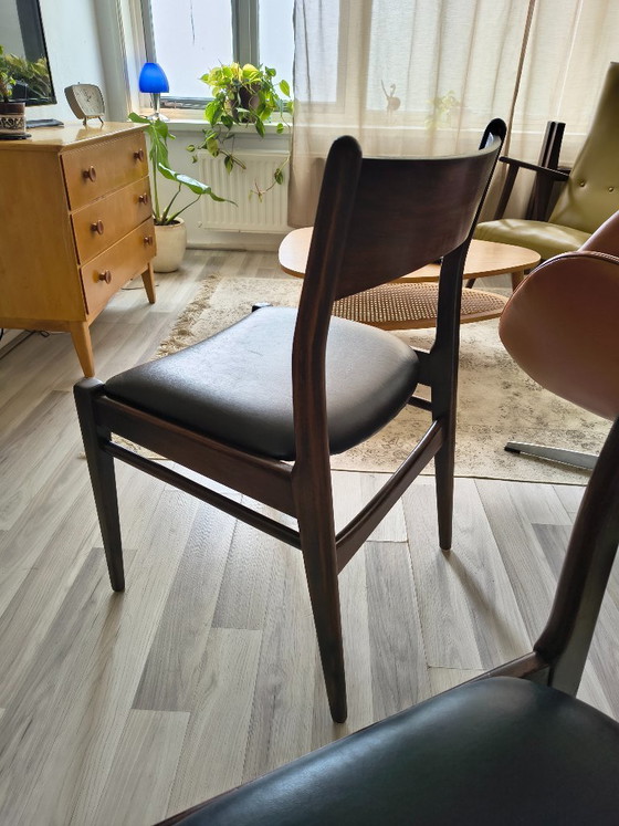 Image 1 of 2 Vintage Deense Design Stoelen – Jaren 60 Mid-Century