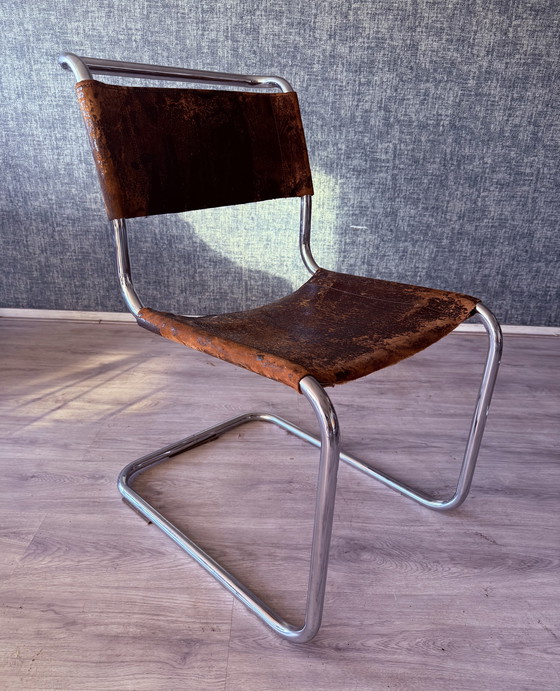 Image 1 of Vintage Thonet S33 van Mart Stam, met een bijzondere patina, circa jaren 60.