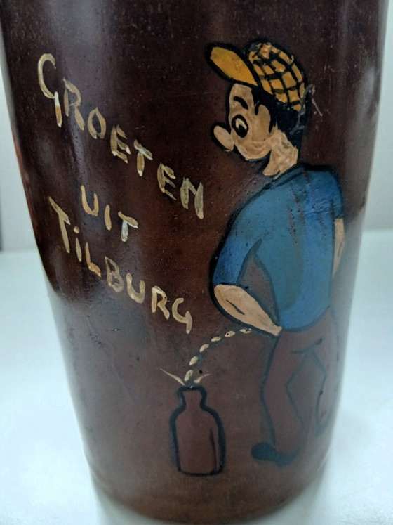(W042) Brocca in ceramica vintage “Saluti da Tilburg” – Umorismo da brocca-pisciatore con Cin cin! (photo 6 of 8)