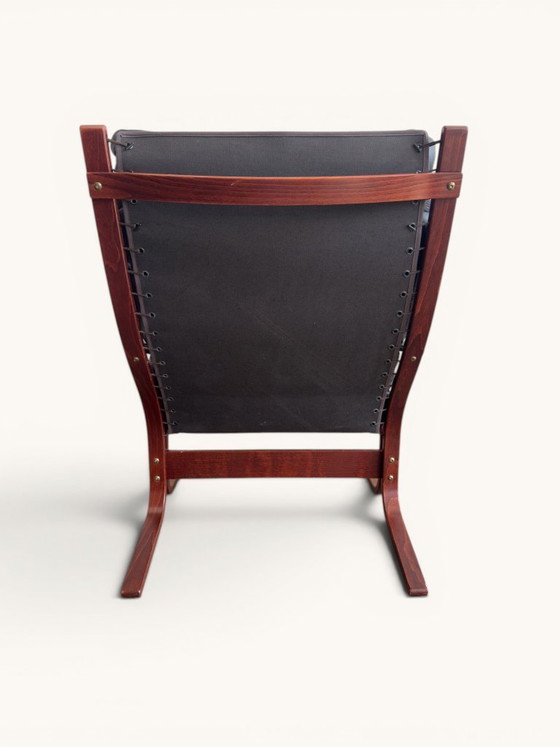 Fauteuil vintage Ingmar Relling pour Westnofa "Siesta" avec repose-pieds – Leather, Wood (photo 8 of 9)