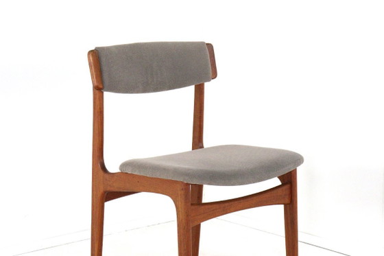 Image 1 of Set 6 Thorsø Stole- og Møbelfabrik stoelen vintage Deens