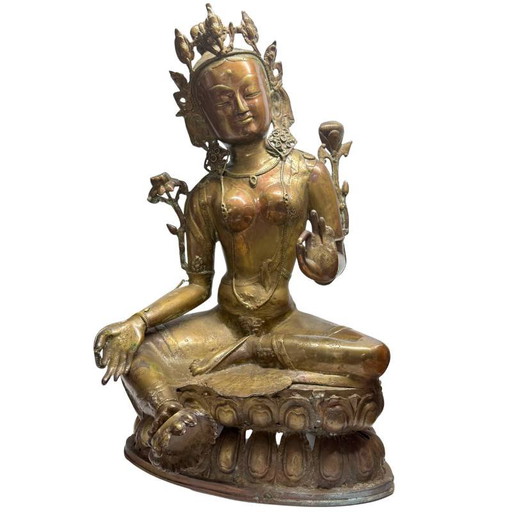 Antigua estatua tibetana de Tara en bronce dorado al fuego – lote 463