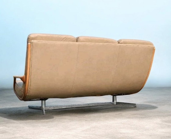 Image 1 of Divano Eugen Schmidt, design di metà secolo, in pelle.