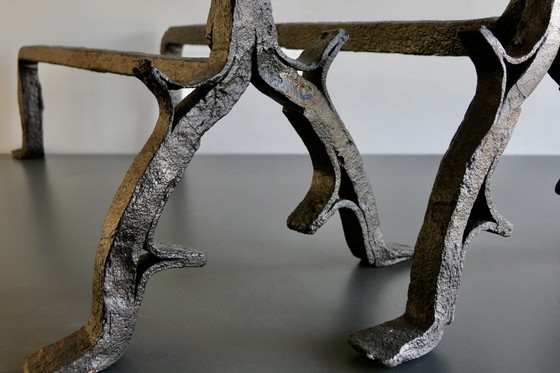 Image 1 of Paire de grands fers à repasser ou boules à feu en fer forgé (Andier)