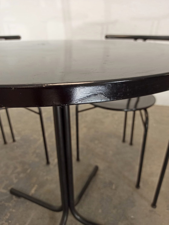 Image 1 of Postmoderne Essgruppe