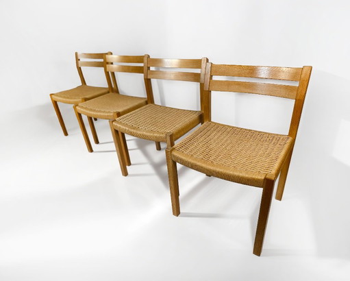 J.H. Møller Model 401 eikenhouten eetkamerstoelen met origineel Deens papieren koord — Denemarken, jaren 70 – Wood