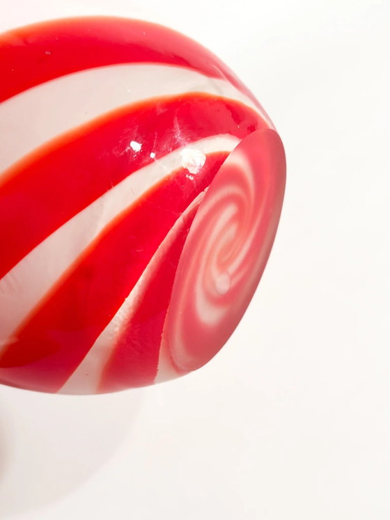 80s White and Red Murano Glass Handkerchief Vase (photo 13 of 13)