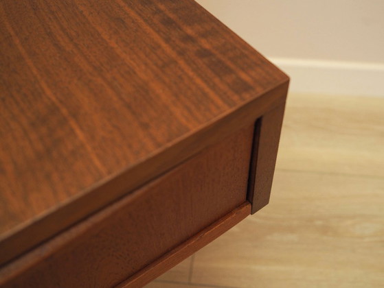 Dänisches Sideboard mit Teakfurnier und drei Schubladen, 1970er Jahre – Kommoden, Wood (photo 9 of 10)