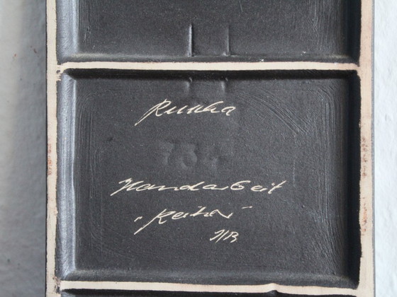 Image 1 of Tableau mural en céramique Ruscha, 2 grues dans des roseaux, fait main, signé au dos, années 1960