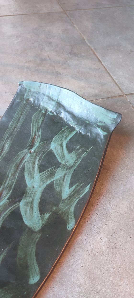 Image 1 of Grande ciotola in gres (firmata) proveniente da una manifattura francese, risalente agli anni '60-'70.