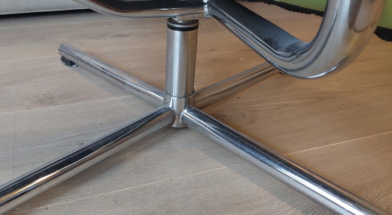 Image 1 of Moderne draaifauteuil leer chroom