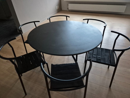 Philippe Starck: Tippy Jackson table with 6 matching chairs