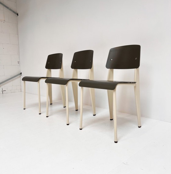 Image 1 of Sedia Vitra Standard di Jean de Prouvé (per pezzo), 2019