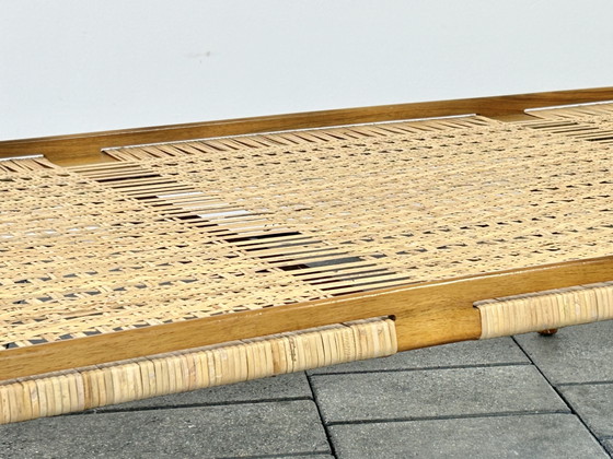 raro letto da giorno danese moderno in noce e canna disegnato da Ib Kofod Larsen – unknown, Letti da giorno (photo 7 of 11)