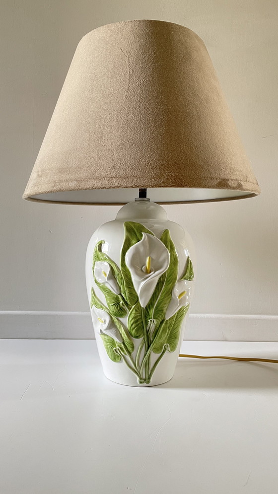 Image 1 of Lampada in ceramica italiana con fiori di arum