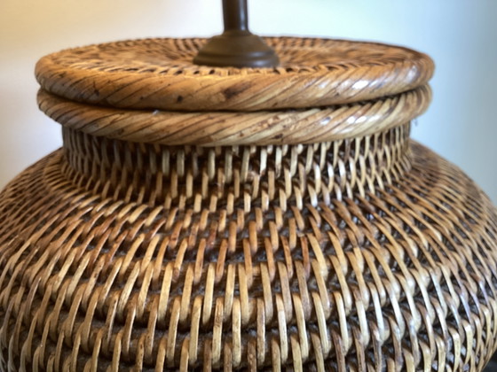 Lampada da tavolo birmana in rattan Flamant con paralume in lino – Lampade da tavolo, Wicker, Rubber (photo 4 of 6)