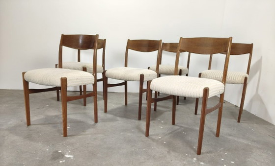 Image 1 of Vintage teak eetkamerstoelen