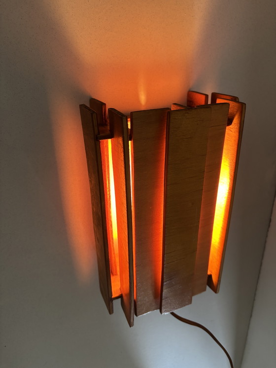 Image 1 of Lámpara escandinava de listones de madera años 70