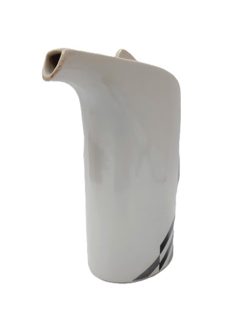 Jarra de porcelana blanca vintage, con tapa