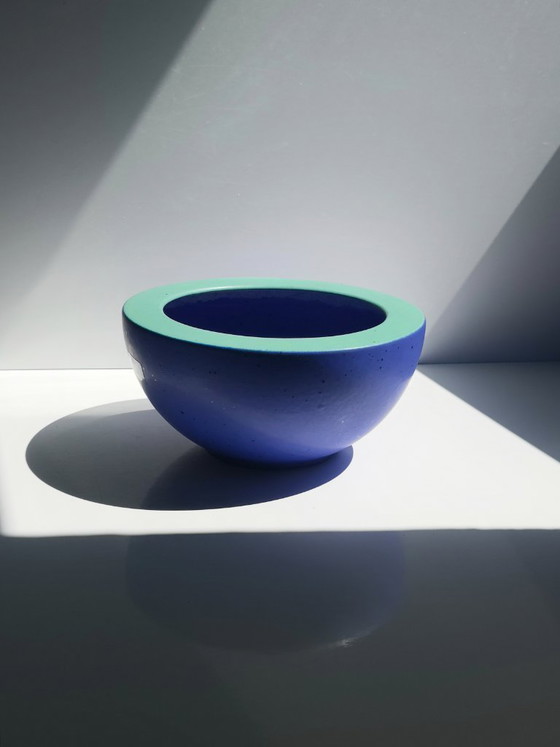 Image 1 of Bol en céramique vintage, postmoderne, bleu cobalt outremer, style années 80/90, bol Memphis