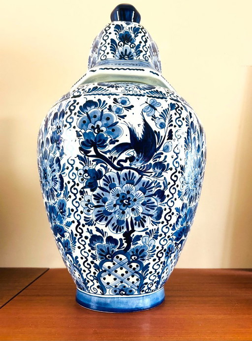 Vase monumental de Delft avec couvercle – peint à la main – 50 cm de haut