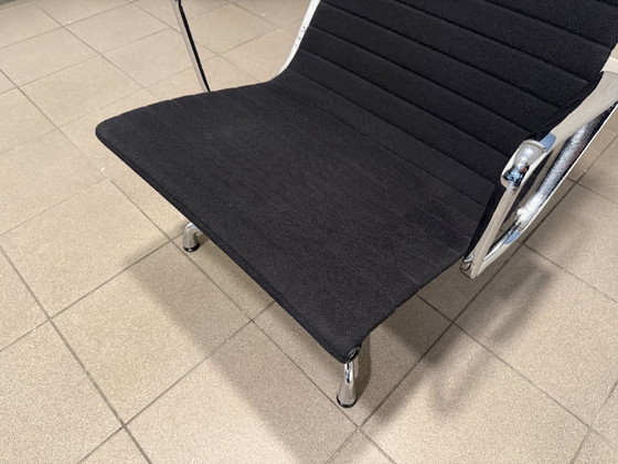 Image 1 of Vitra | Charles & Ray Eames | EA124 | Black Hopsak & Chrome | 1x