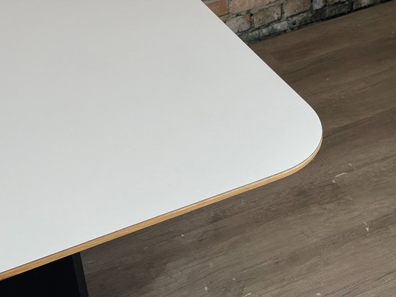 Design Eettafel – Wit HPL Multiplex – Plastic, Wood (photo 3 of 7)