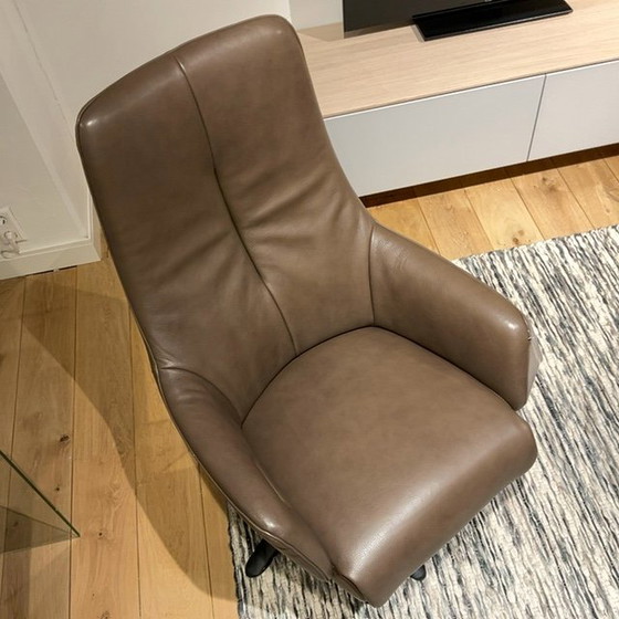 Image 1 of The Future V1 - medium recliner
